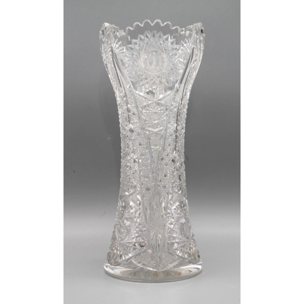 Cut Crystal Vase 9.5" Tall Starburst Fan Diamond Pattern Scalloped Rim